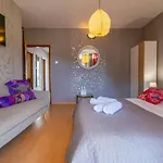 Lean Apartment