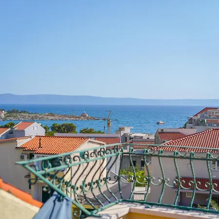 Apartment Lean Makarska