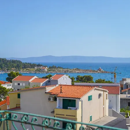 Lean Apartman Makarska