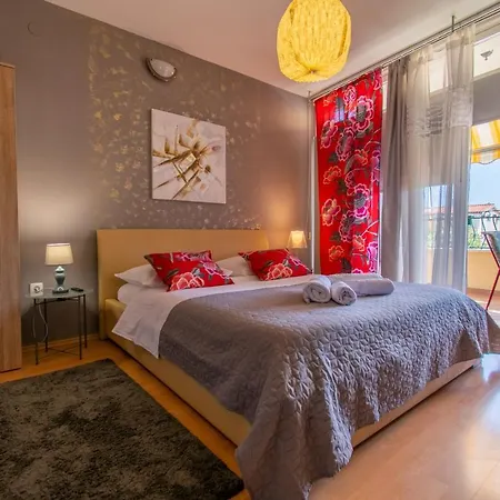 Lean Apartment Makarska