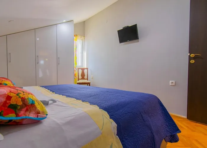 Lean Lejlighed Makarska