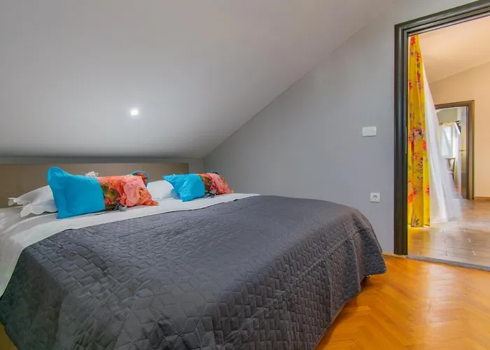 Lean Apartman Makarska