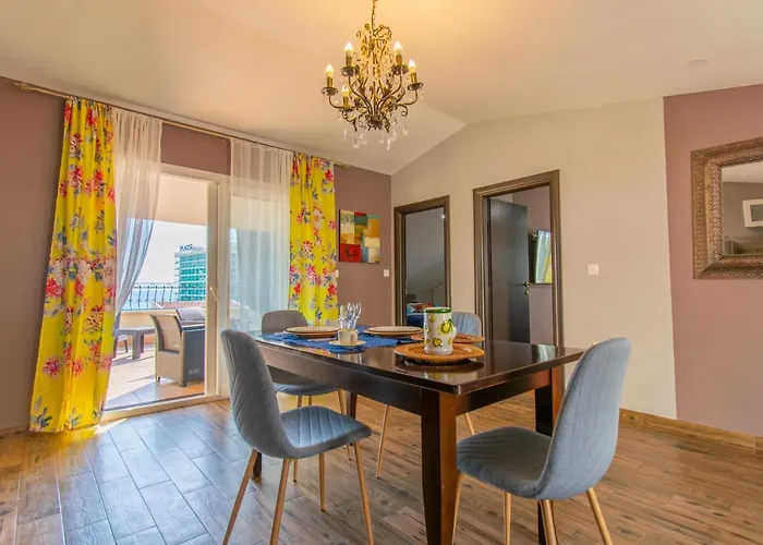 Lean Apartman Makarska